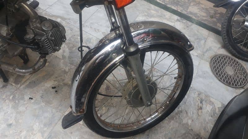 bike ravi 2019 book file 03224075194 cal whstp 3