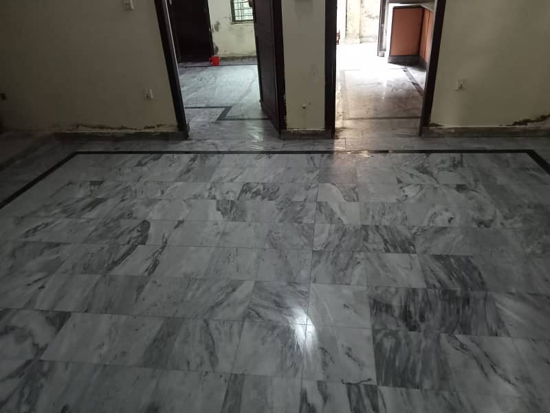 2 bedroom flat for rent in johar town for bachelor students and office 0