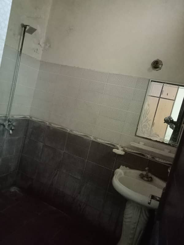 2 bedroom flat for rent in johar town for bachelor students and office 9