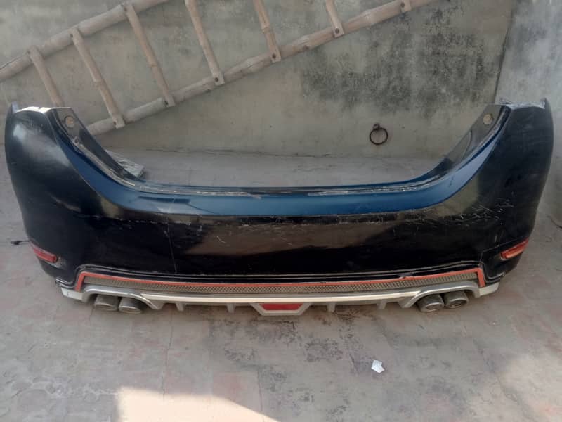 Toyota Corolla xli 2015 rear bumper original Toyota 1