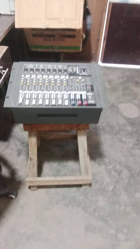 Xr800F+ Audio mixer console and two Big speaker with wires 0