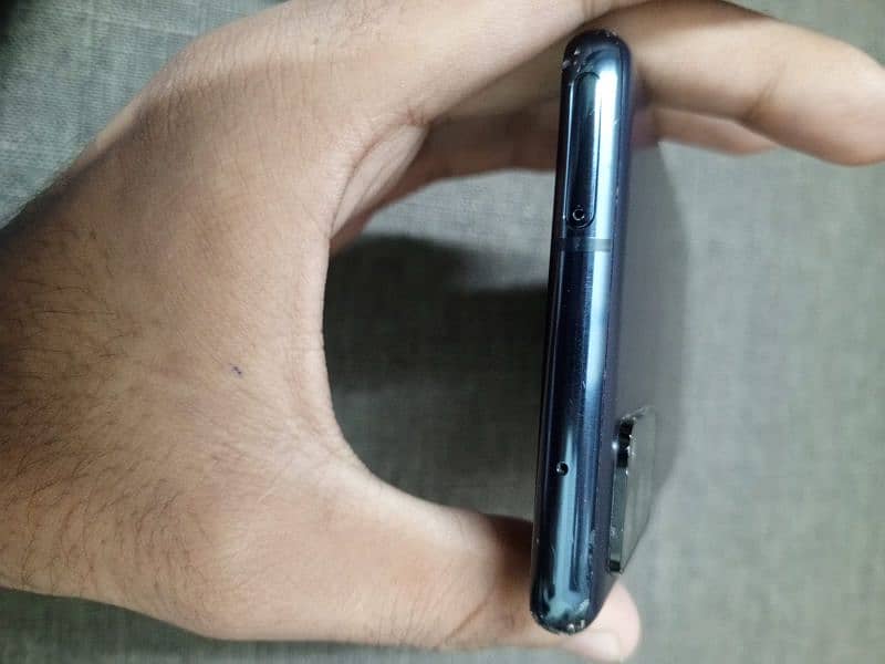 Phone S20 FE Model. 6/128. Non-PTA. 35k Fix. 8