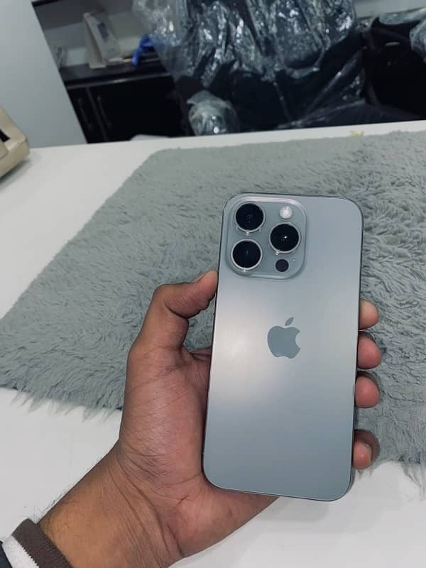 IPHONE 15 PRO NON PTA JV 128 GB NATURAL TITANIUM 0