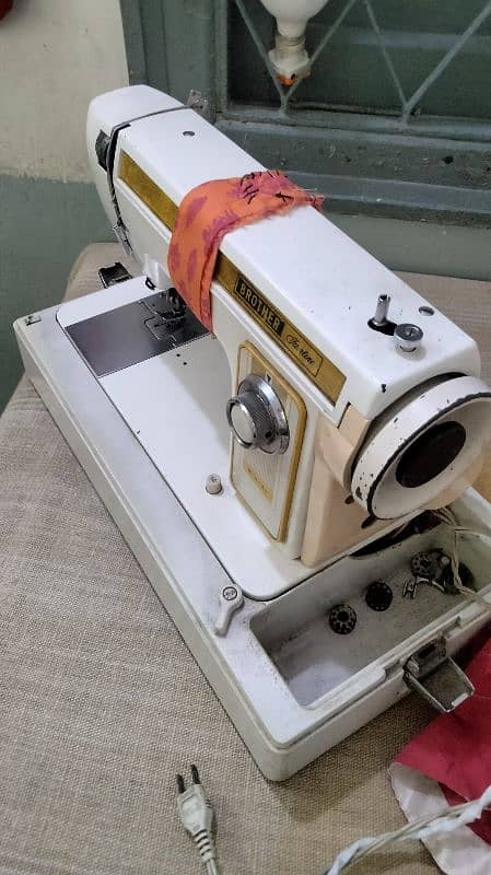 Japani sewing machine 1