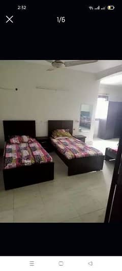 Universe Hostel for Girls 2, 3 and 4 Seater Rooms