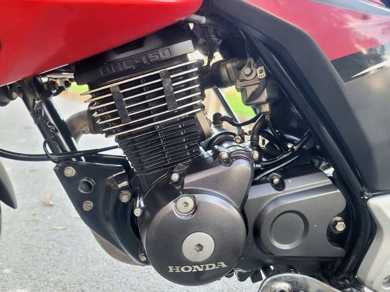 Honda CB 150F 19/20 11