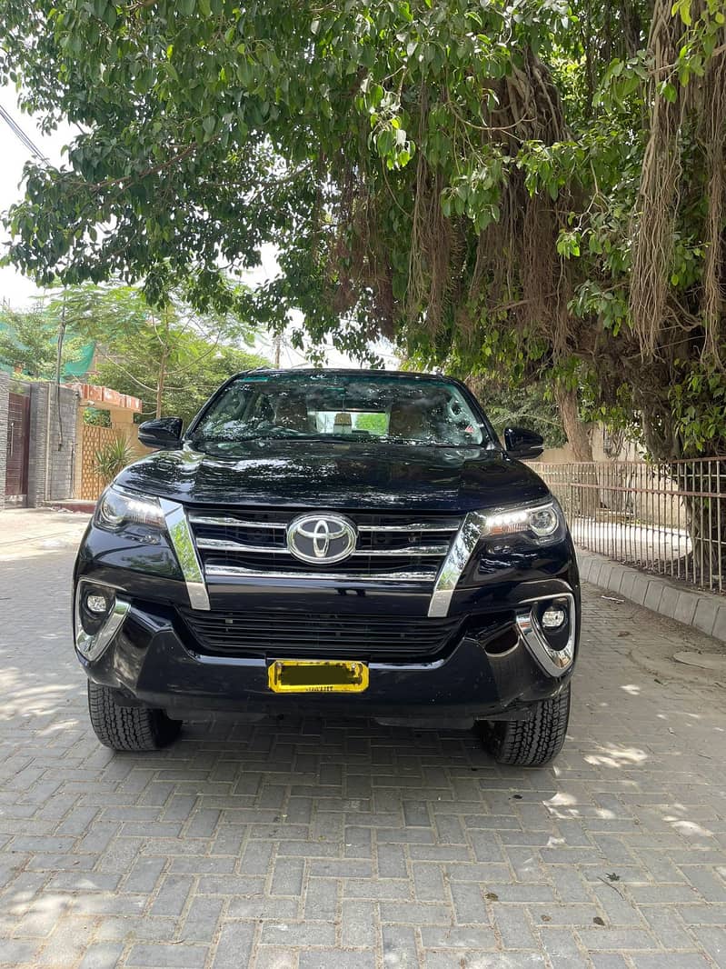 Toyota Fortuner 2.7 V 2021 2