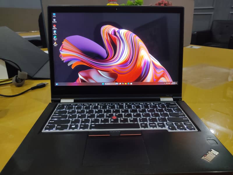 Lenovo Yoga 370 core i5 7th generation touch screen laptop 2