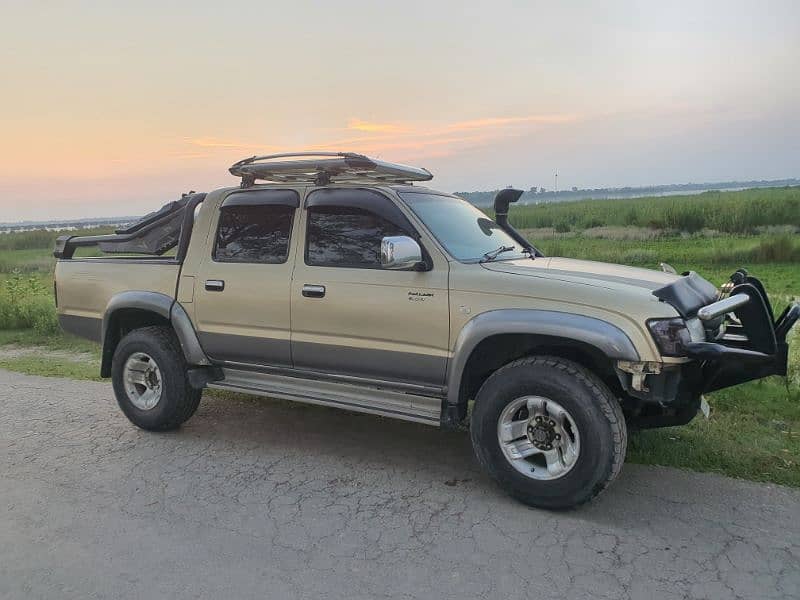 Toyota Hilux 2001 5