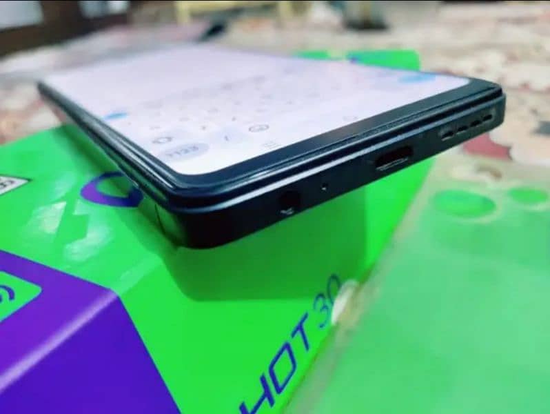 Infinix Hot 30 0