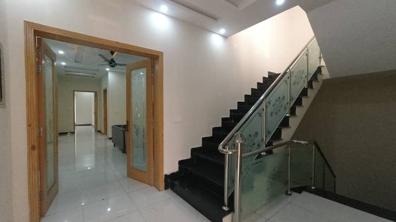 Prominently-Located Facing Park House Available In Punjab Coop Housing - Block B For sale 15