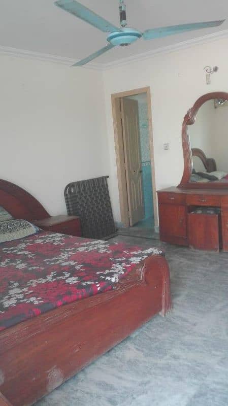 Semi Furnished One Bedroom Kitchen For Rent Link Lawrence Road Lahore 3