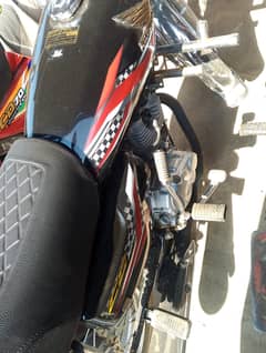 Honda 125 Black