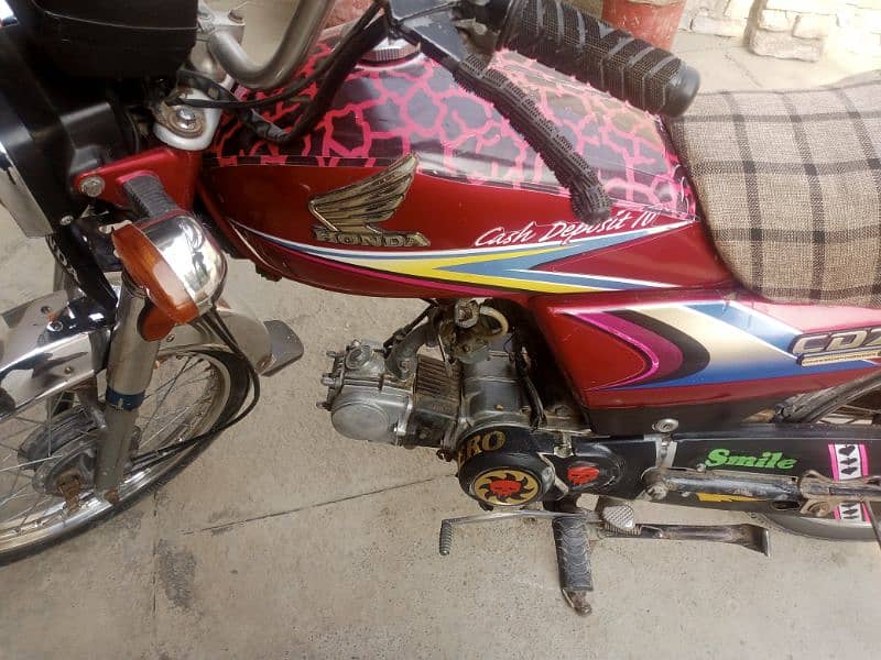 HONDA 70 CD MODEL 2011 5