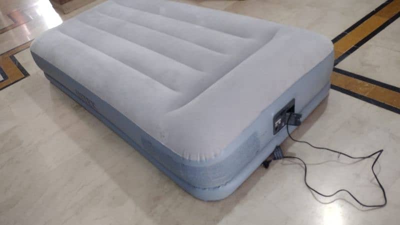 intex air bed 0