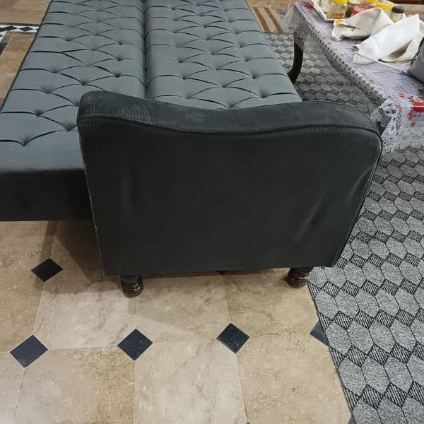 Brand new Sofa bed in premium condition 6