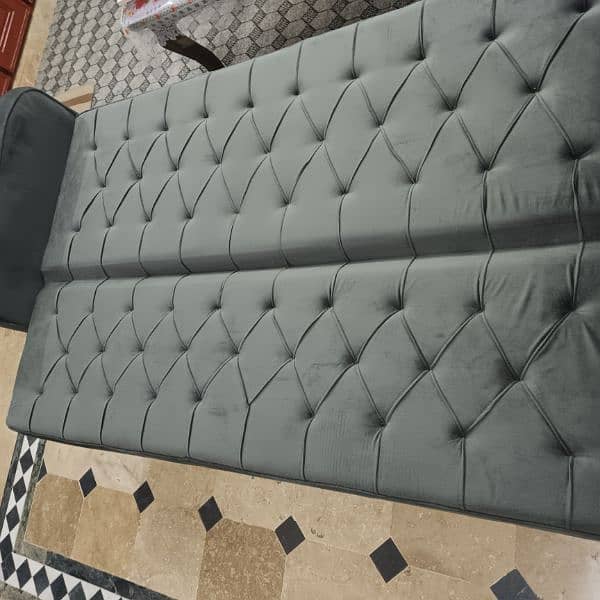 Brand new Sofa bed in premium condition 7