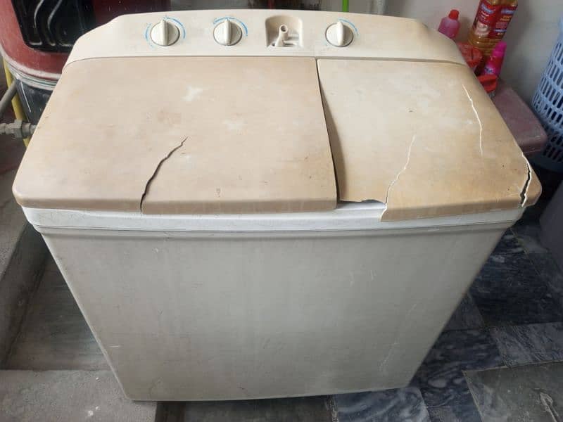 used washing machine for sale just Rs. 10000 only contact 03215044355 0