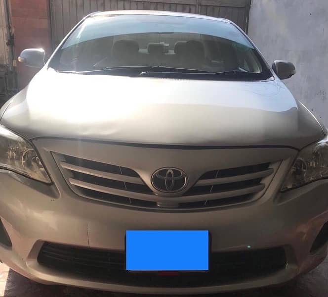 Toyota Corolla GLI 2014 genuine paint/No touch ups /first hand 4