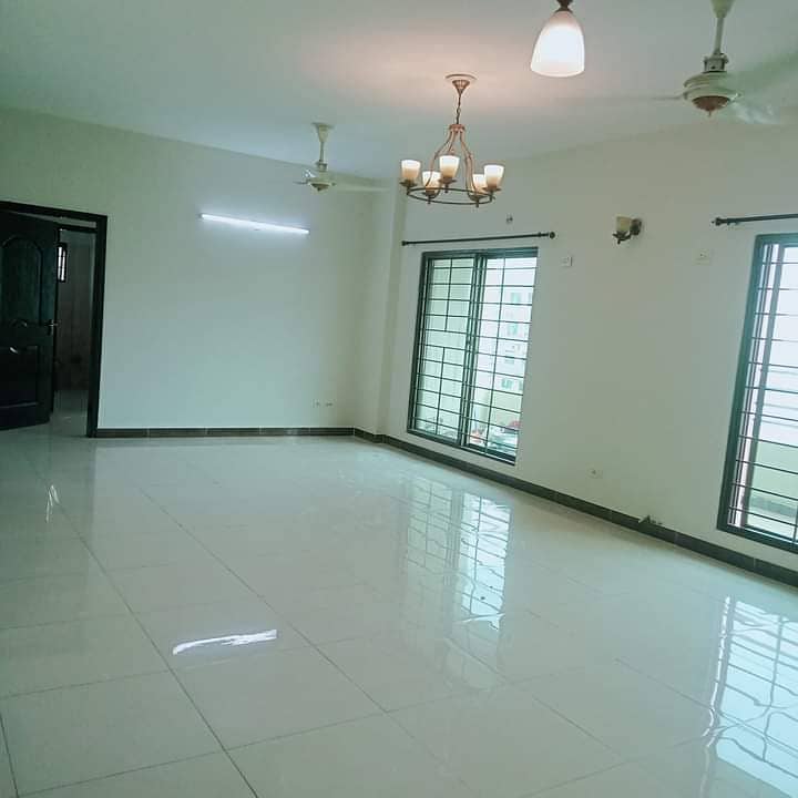 Apartment Available For Rent In Askari 11 Sec-B Lahore 0