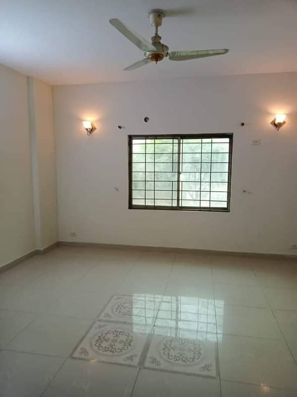 Apartment Available For Rent In Askari 11 Sec-B Lahore 14