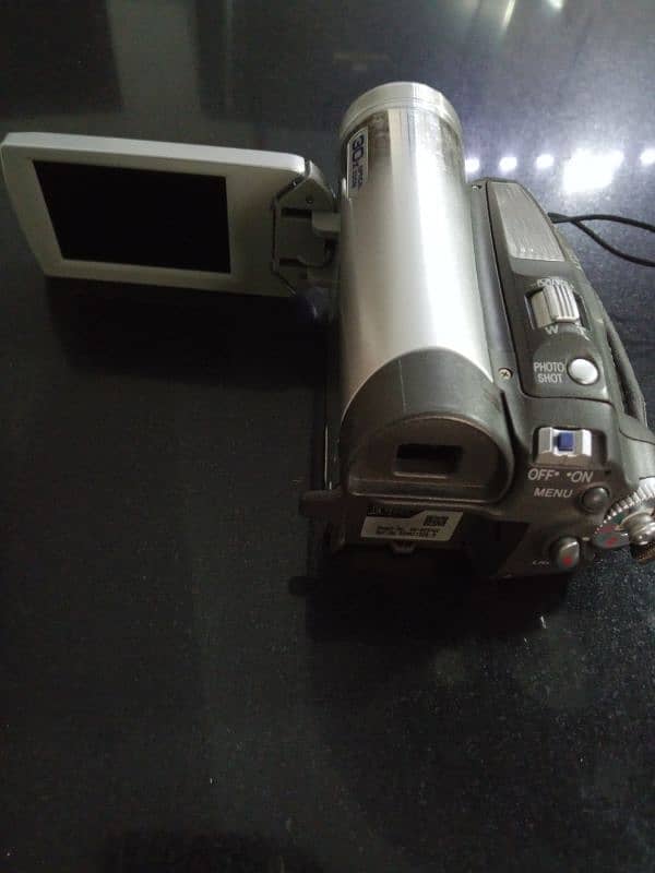 Panasonic NV-GS27 Camcorder with charger and camera bag! 6