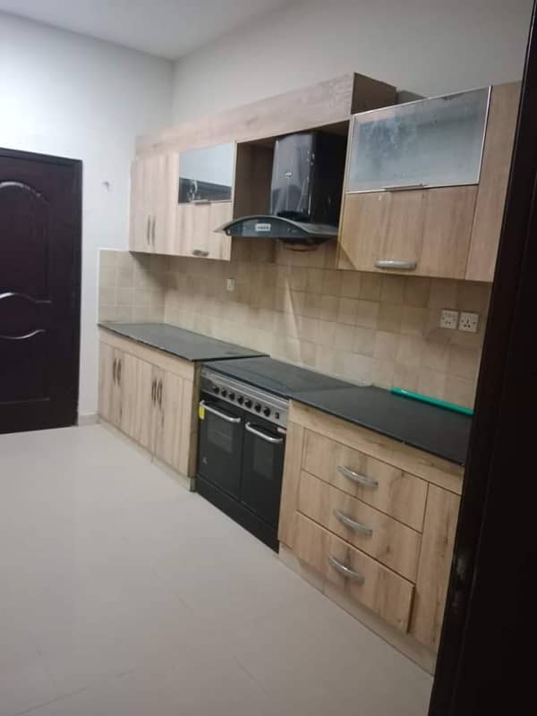 Apartment Available For Rent In Askari 11 Sec-B Lahore 3