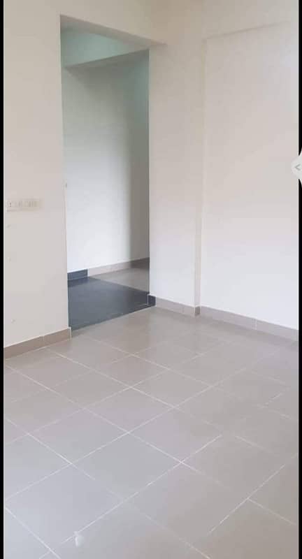 Apartment Available For Rent In Askari 11 Sec-B Lahore 17