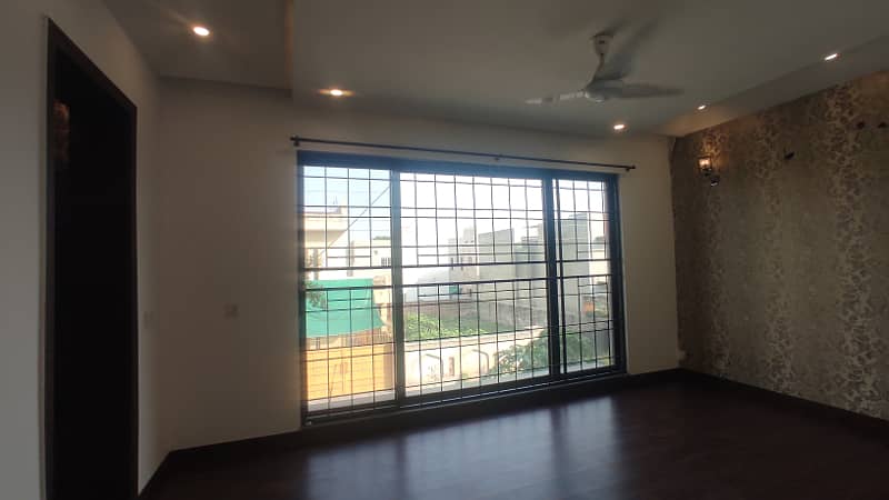 10 Marla Upper Portion Available For Rent 10