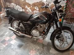 I m selling my Suzuki 150gs for sale