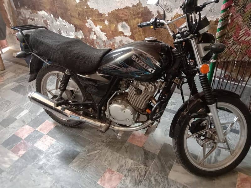 I m selling my Suzuki 150gs for sale 0