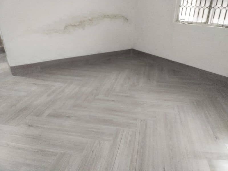 Wooden Flooring/Vinyl Flooring (Chinese/German/Turkish) 8