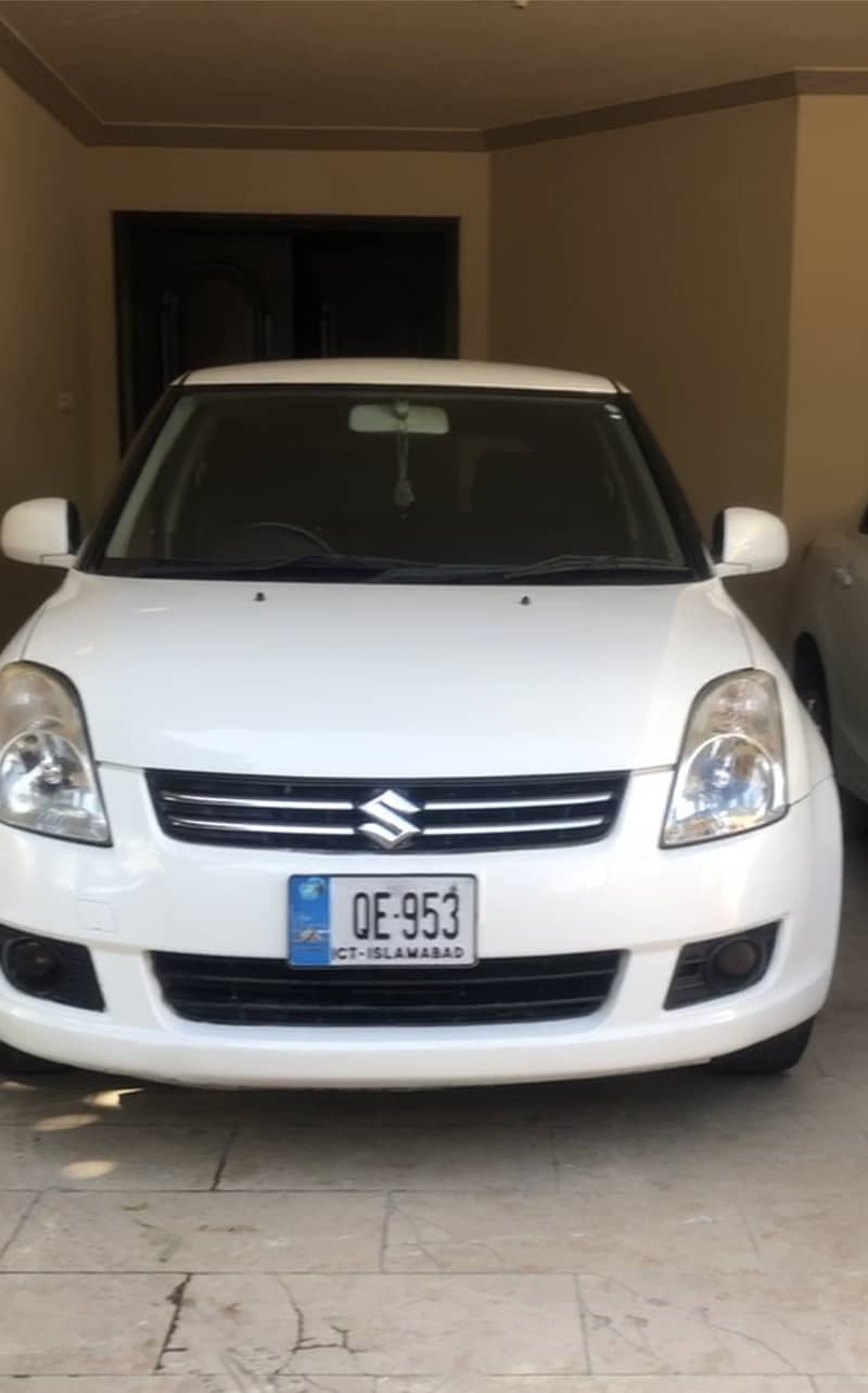 Suzuki Swift 2010 Dlx1.3 0