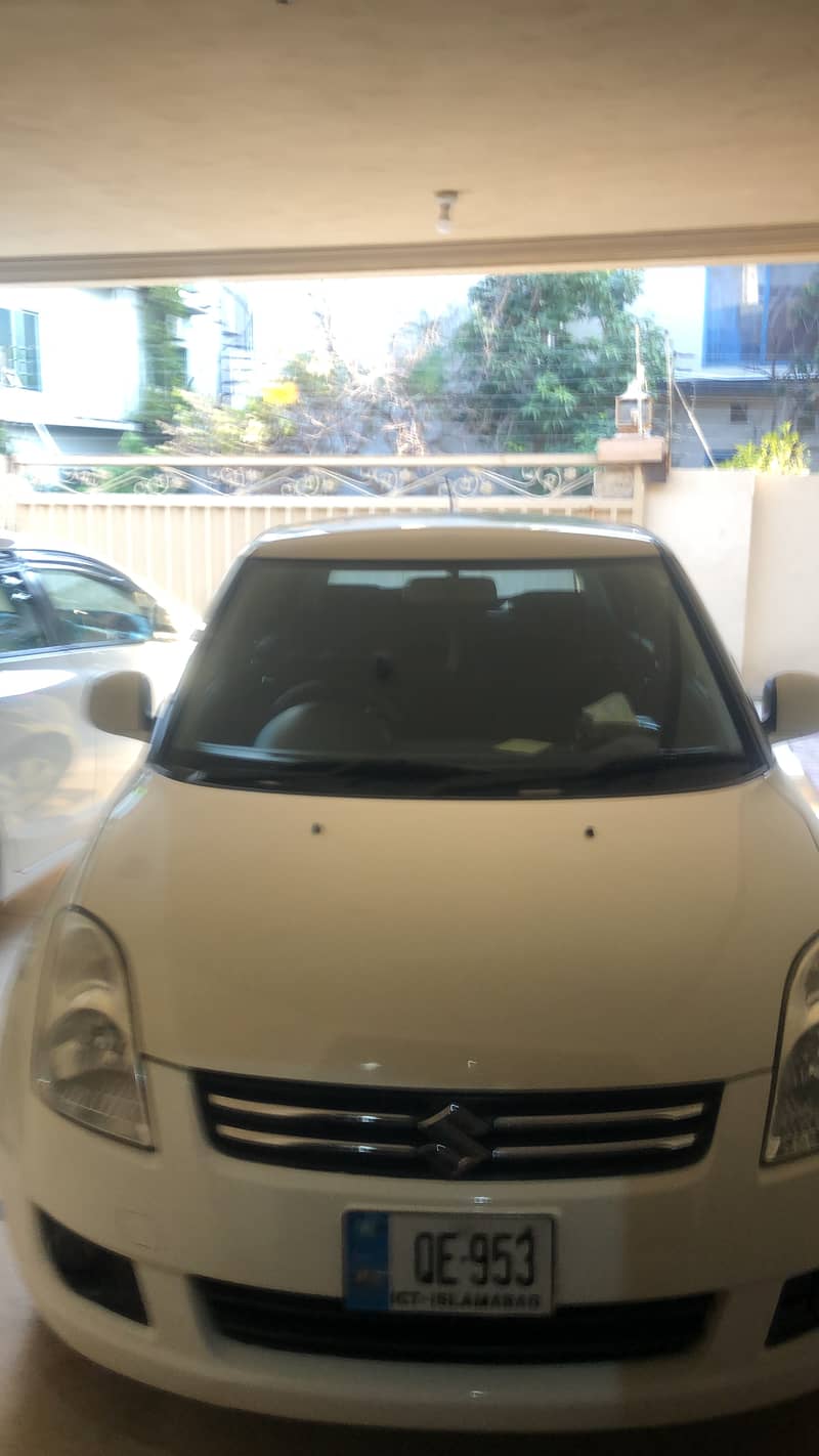 Suzuki Swift 2010 Dlx1.3 2