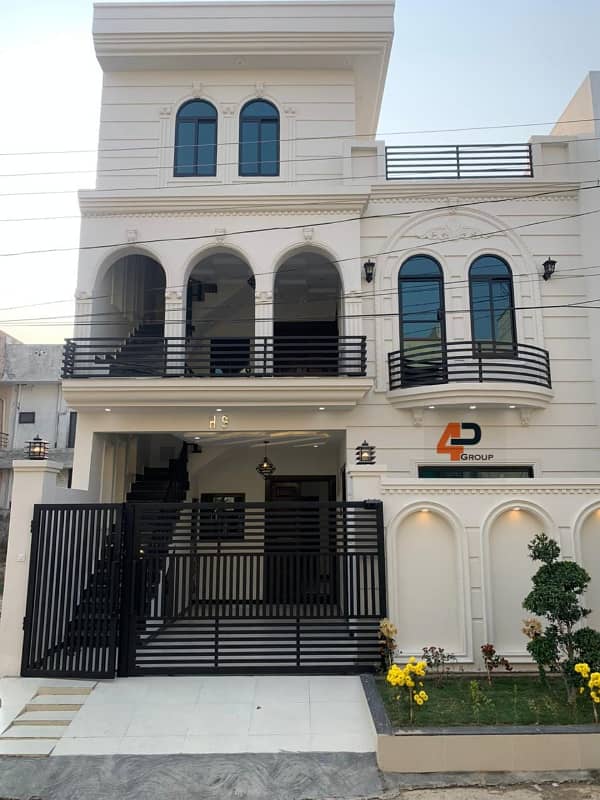 5 Marla Beautiful Front Design Double Storey House Available For Sale Newcity Phase 2 0