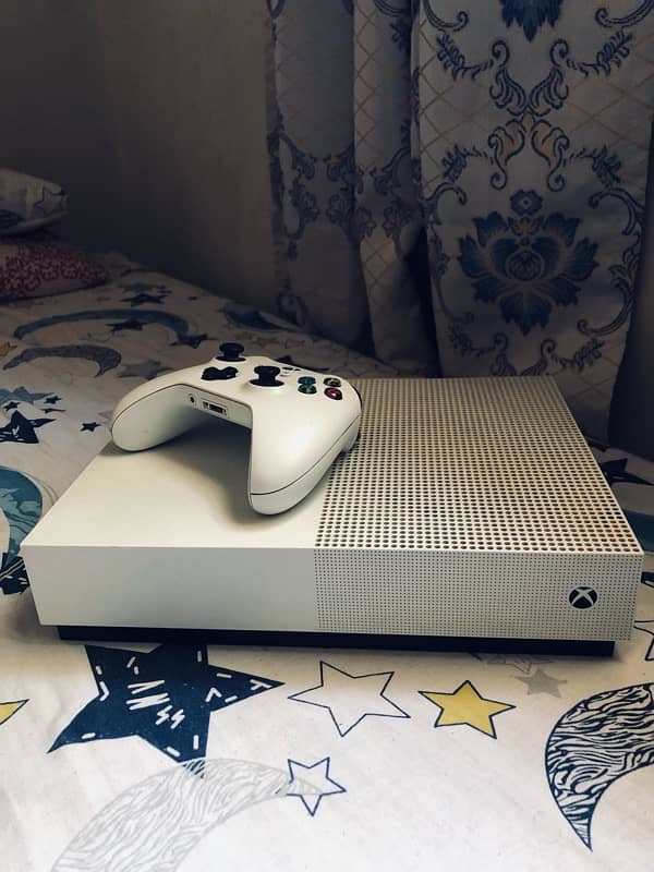 Xbox One S Digital Edition 1 tb 2