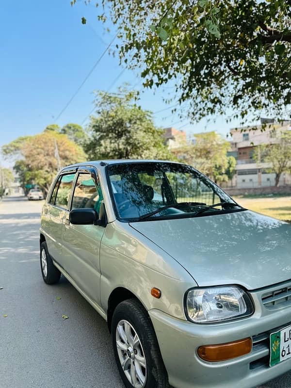 Daihatsu Cuore 2010 3