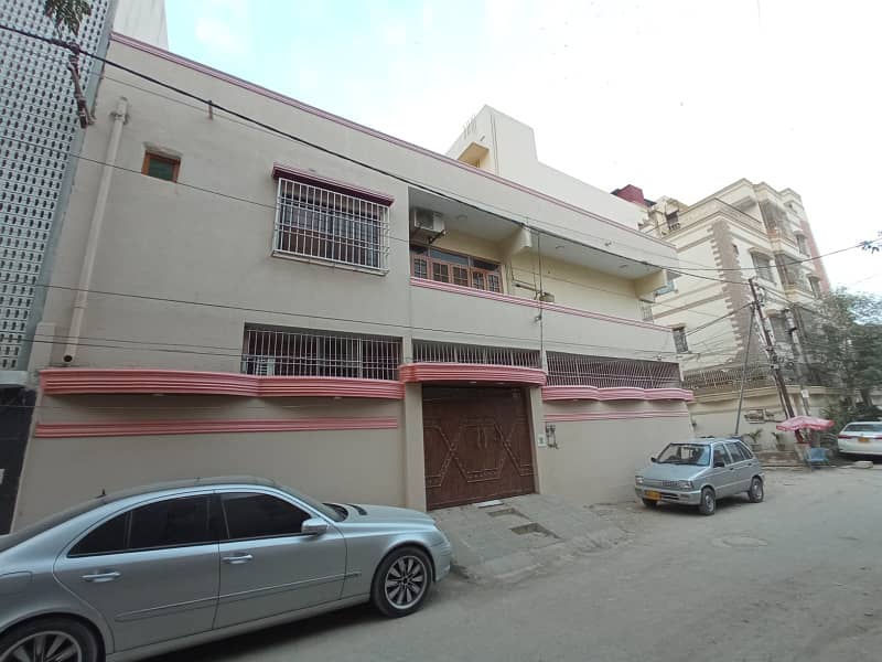 SECTOR 11-C/3 BEAUTIFUL GROUND PLUS ONE, 60 X 36 CORNER, 36 WIDE ROAD, ROAD SE UNCHA, NORTH KARACHI 31