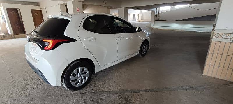 Toyota Yaris hatchback 2021 3