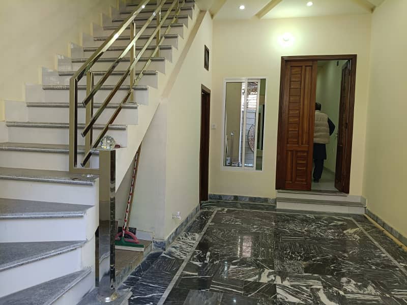 House for sale at liaqat town 0