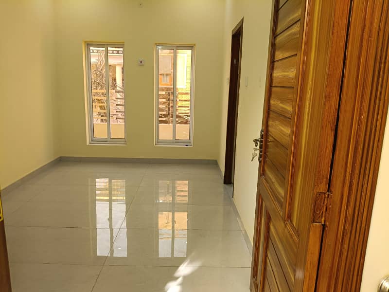 House for sale at liaqat town 26