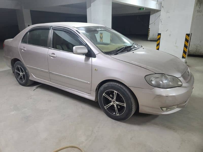 Toyota Corolla SE Saloon 2002 7