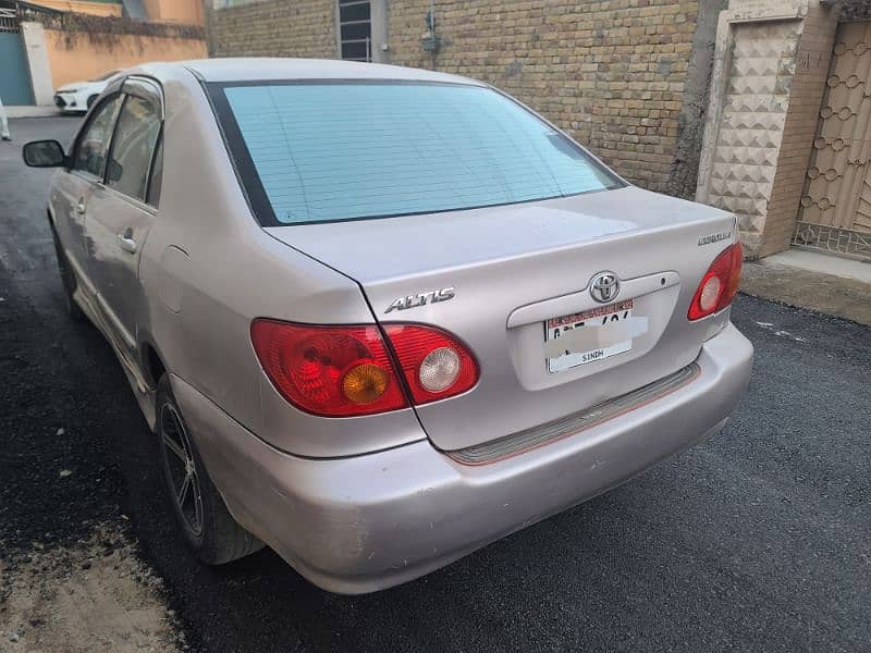 Toyota Corolla SE Saloon 2002 10