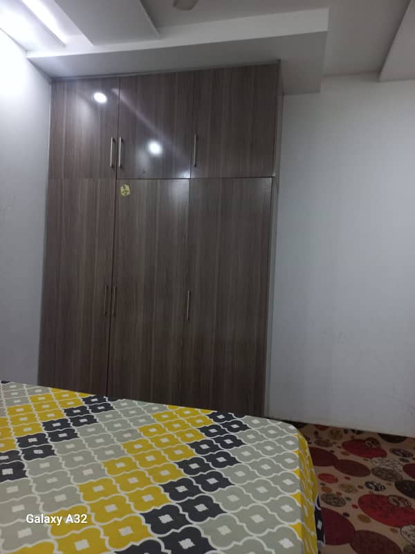 Beautiful 5 Marla House 3 Bed 3 Bath (Investor Price) At Green Park Society Near Bhatta Chowk, Dha Phase 8 6