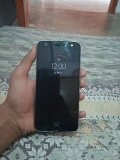 I'm Selling My Moto Z Play Droid 0318/2149/505