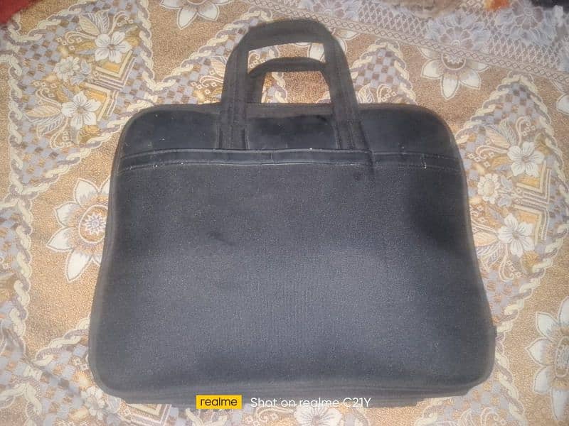 HP laptop bag in good condition 3