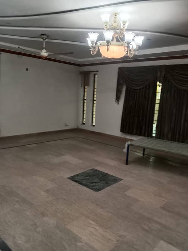 1 Kanal Double Story House For Rent (Office Use) 16