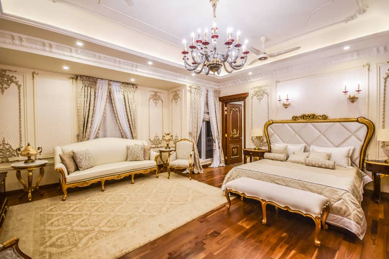 01 KANAL ROYAL PALACE WITH BASEMENT FOR SALE IN DHA PHASE 7 NEAR RAYA GOLF CLUB 23