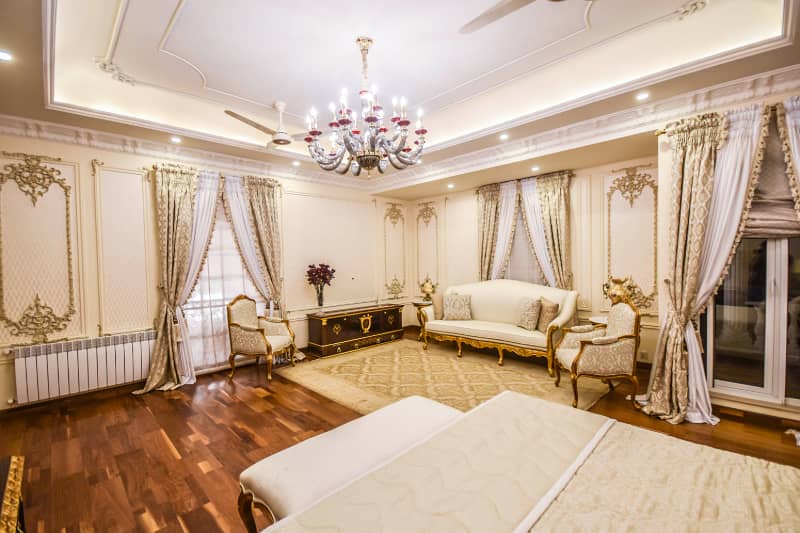 01 KANAL ROYAL PALACE WITH BASEMENT FOR SALE IN DHA PHASE 7 NEAR RAYA GOLF CLUB 24