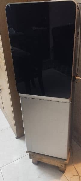 Dawlance water dispenser glass door 4